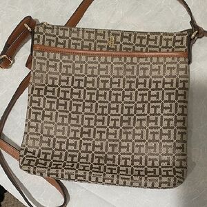 Price Drop Tommy Hillfiger Cynthia II Stylish Brown Patterned Crossbody Bag